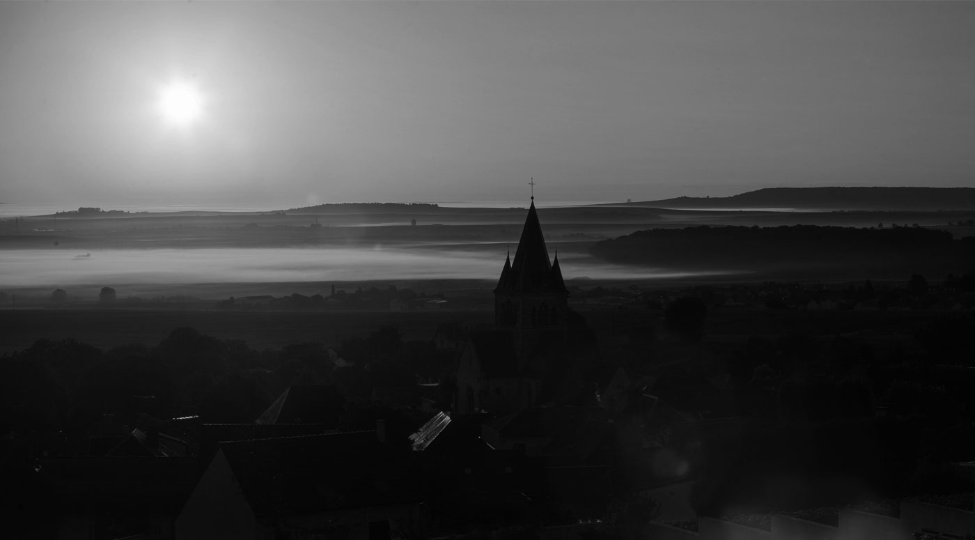 Eglise dans la vallée de l'ardre